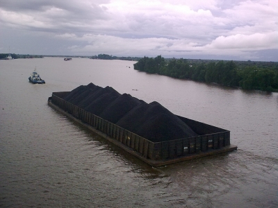 Oversupply of tugs and barges to hit Batam shipyards