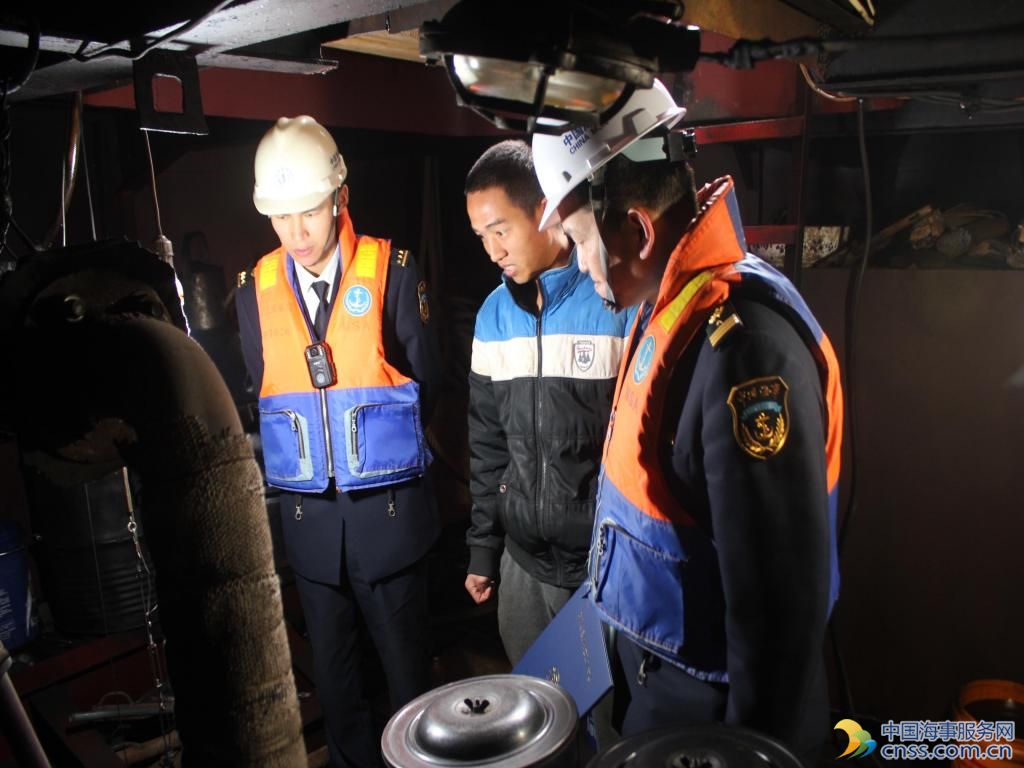 九江港区海事处持续为重点工程保驾护航