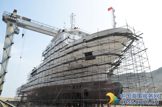 中国首艘万米级深渊科考母船“张謇号”温岭完工