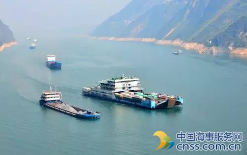 高美琴：整治船舶排污 推进长江航运绿色发展