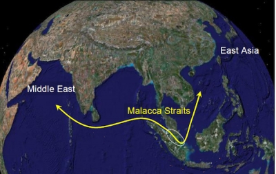 Malacca Strait transits grow 2% to record in 2015, boxships see dip in H2