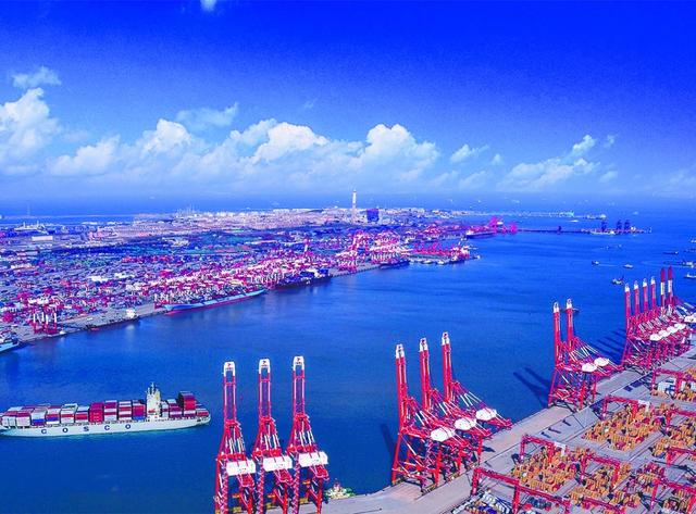 青岛：转型得来“邮轮港” 港口开启华丽转变