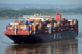 Drewry: Liner Schedule Reliability Drops to 12-Month Low