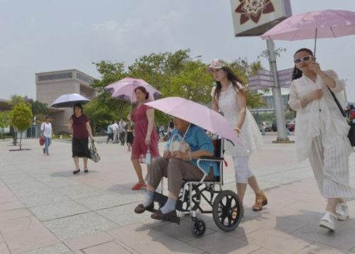 关注世界气象日：极端天气将持续 地球未“退烧”