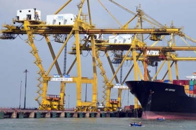 Jakarta cutting red tape to reduce dwelling times at ports