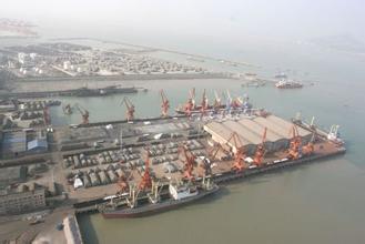 连云港港30万吨级航道一期工程竣工验收