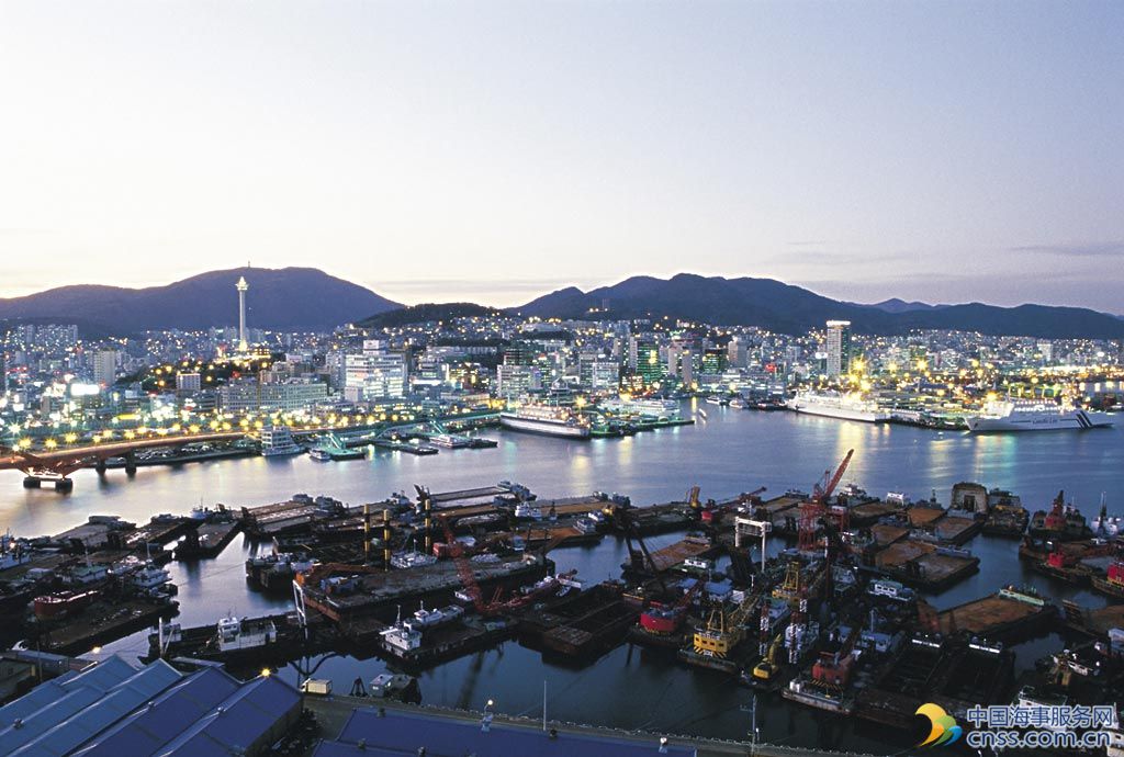 釜山一船只溢油 或影响渔民捕捞