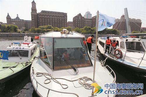 海河游艇漏油怎么办？1小时处理完！