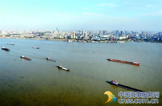 武汉：加快航运中心建设 推进高质量发展