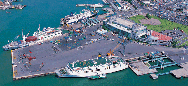 仁川港首季集装箱吞吐量增长7.6%