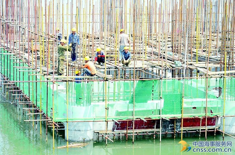 岳阳港华容港区塔市驿码头项目建设完成工程量60% 