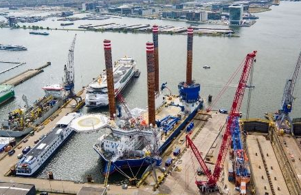 达门阿姆斯特丹修船厂升级一艘自升式船