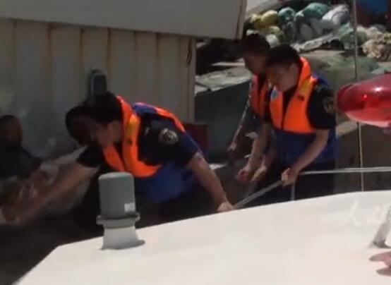 渔民海上断臂 海事紧急出海救援【视频】