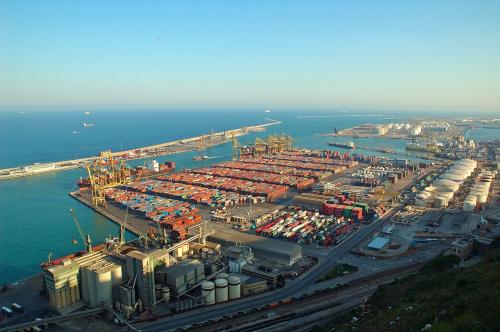 巴西糖装船量大幅增加  港口运输能力面临考验