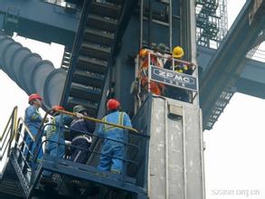 南京市为港口起重机械制造单位开展设备检验工作