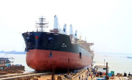 口岸船舶GD3.8万吨散货船下水
