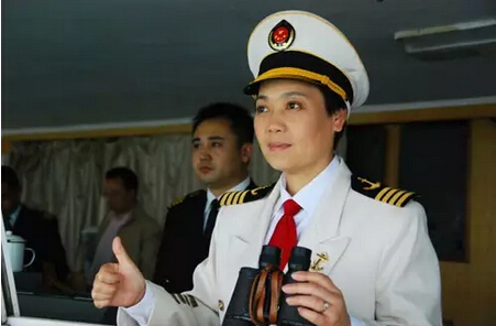 15年，长江首位女船长成长记