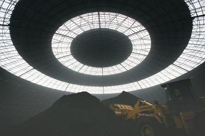 国内港口行业首个圆形穹顶煤仓顺利通过交工验收