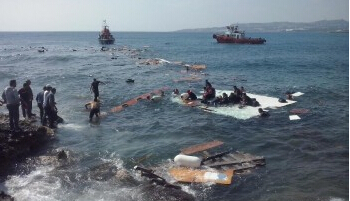 移民船遇险 印尼：帮忙没问题 上岸不答应
