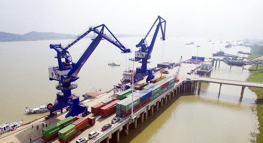 黄石新港打造城市港、产业港、贸易港、物流港