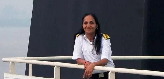 印度首位女船长 成为首位IMO特别勇敢奖女性获