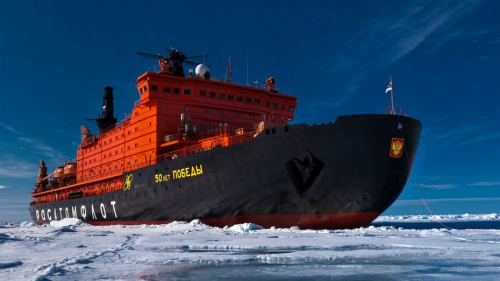 世界最大的核动力破冰船在圣彼得堡试水