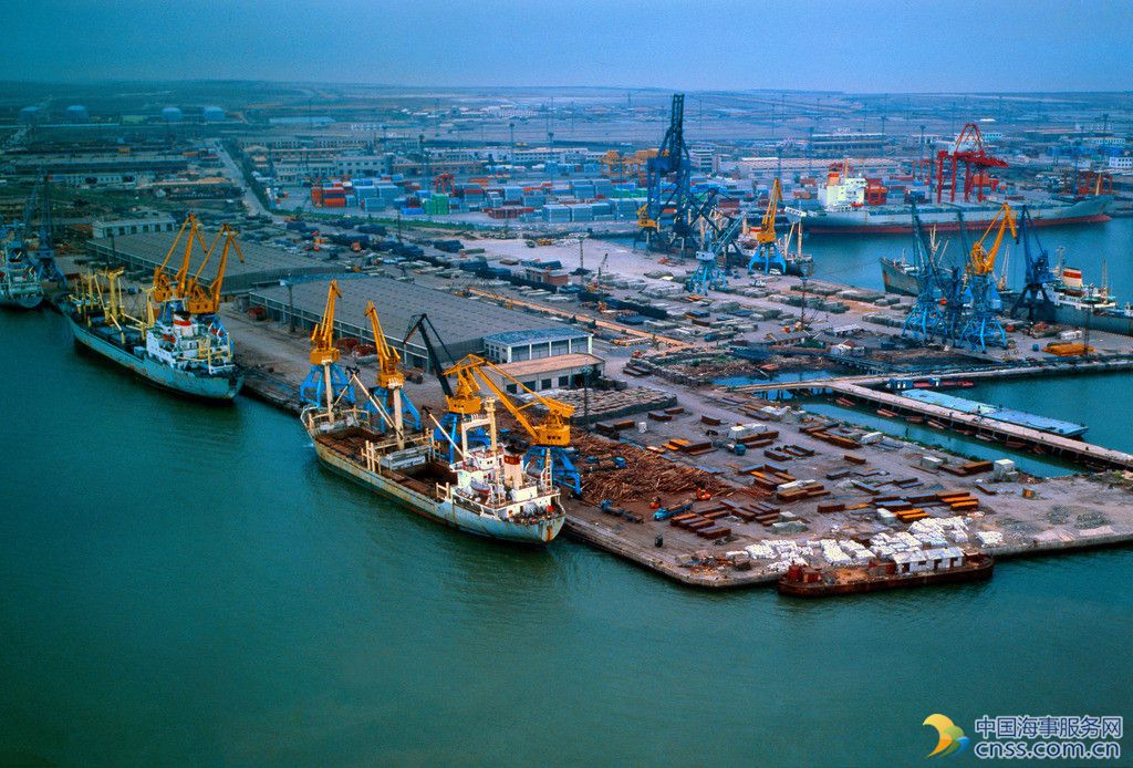 洋口港5000吨级液体化工码头工程通过市专家组竣工验收
