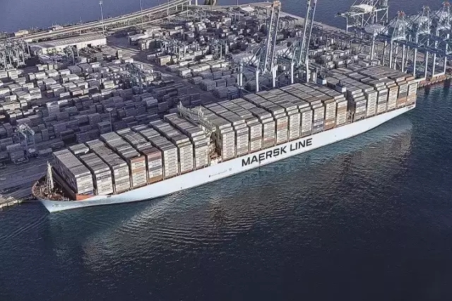 Abu Dhabi Ports receives the first shipment of Morgan Advanced Materials at Kizad’s Free Zone