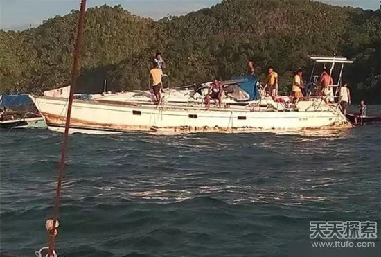 渔民意外发现一艘幽灵游艇：上船后吓坏了