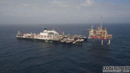 全球最大海工船完成首份平台拆除工作