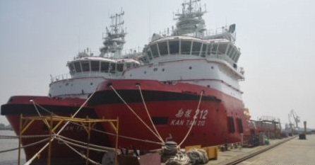 大津重工交付两艘多用途海洋平台工作船