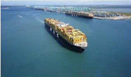Ocean Yield接收一艘2万TEU集装箱船