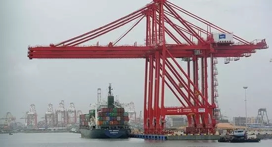 中国将在西非建最大港口 学者：赢得非洲可做全球领袖