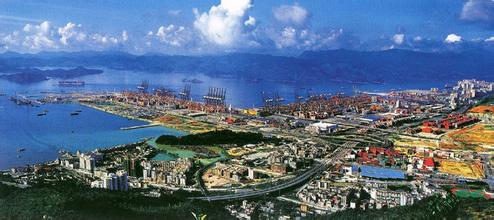 盐田港：高标准规划建设小漠国际物流港
