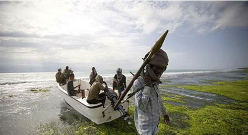 注意了 索马里海盗将注意力转向小船