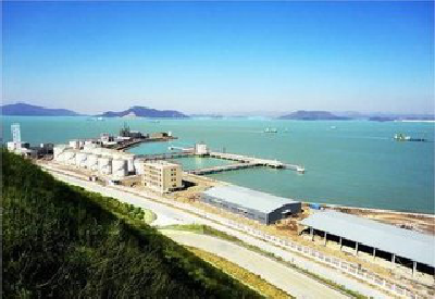 全国首个溢油环保码头启动试运行