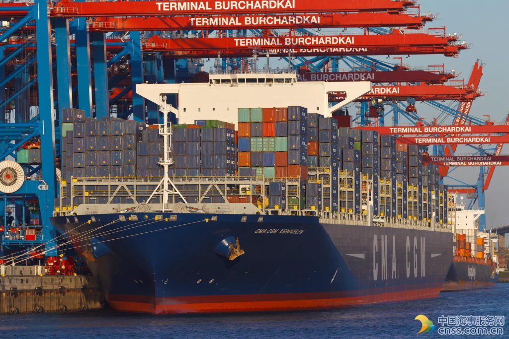 Container Terminal Burchardkai Preparing for Mega-Ships