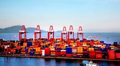 宁波舟山港40万吨级航道试运行 国内首条