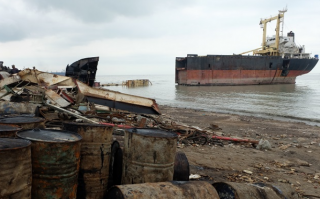 Worker Dies at Bangladeshi Shipbreaking Yard