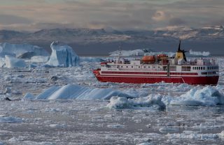 US, Canada to Phase Out Heavy Fuel Oil in Arctic