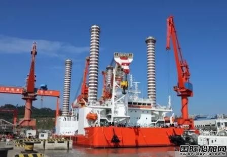 厦船重工首制最新一代风电安装船命名