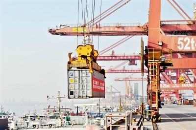 武汉新港去年完成112万标箱 回程货量居全国第一