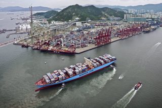 Hong Kong Marks First Sub-20 Million TEU Year Since 2002