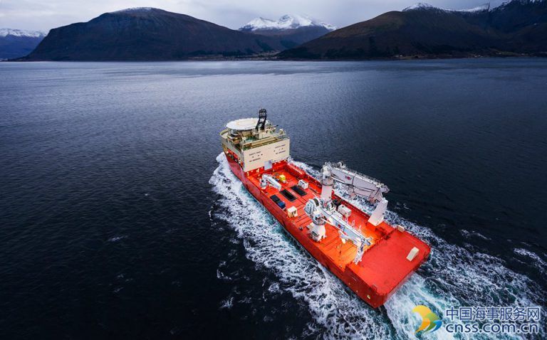 Spotted: Ulstein Delivers Its Largest Offshore Construction Vessel