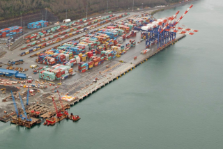 CDPQ Acquires Stake in DP World’s Canadian Terminals