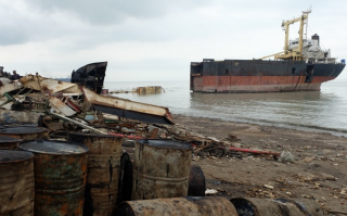 Authority Revokes Gadani’s Ship Cutting Permissions