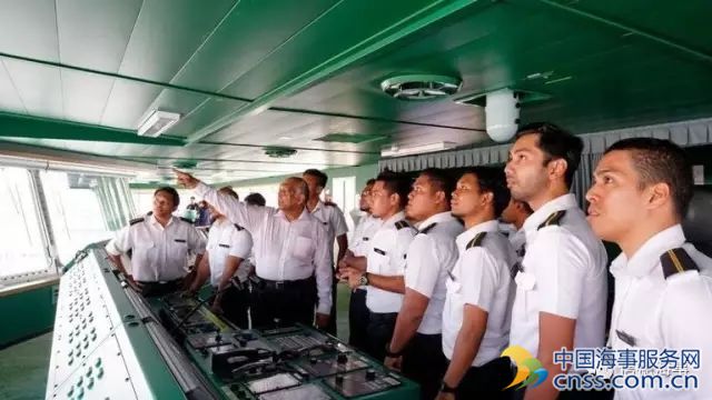 新加坡高级海员联合会将赞助120万元培训高级海员