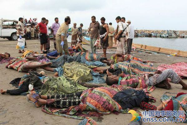 索马里难民船红海遭遇阿帕奇直升机扫射40人死亡