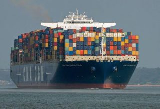 Shipping Confidence Steady amid Fierce Competition