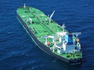Angelicoussis Group Returns to DSME for Three VLCCs